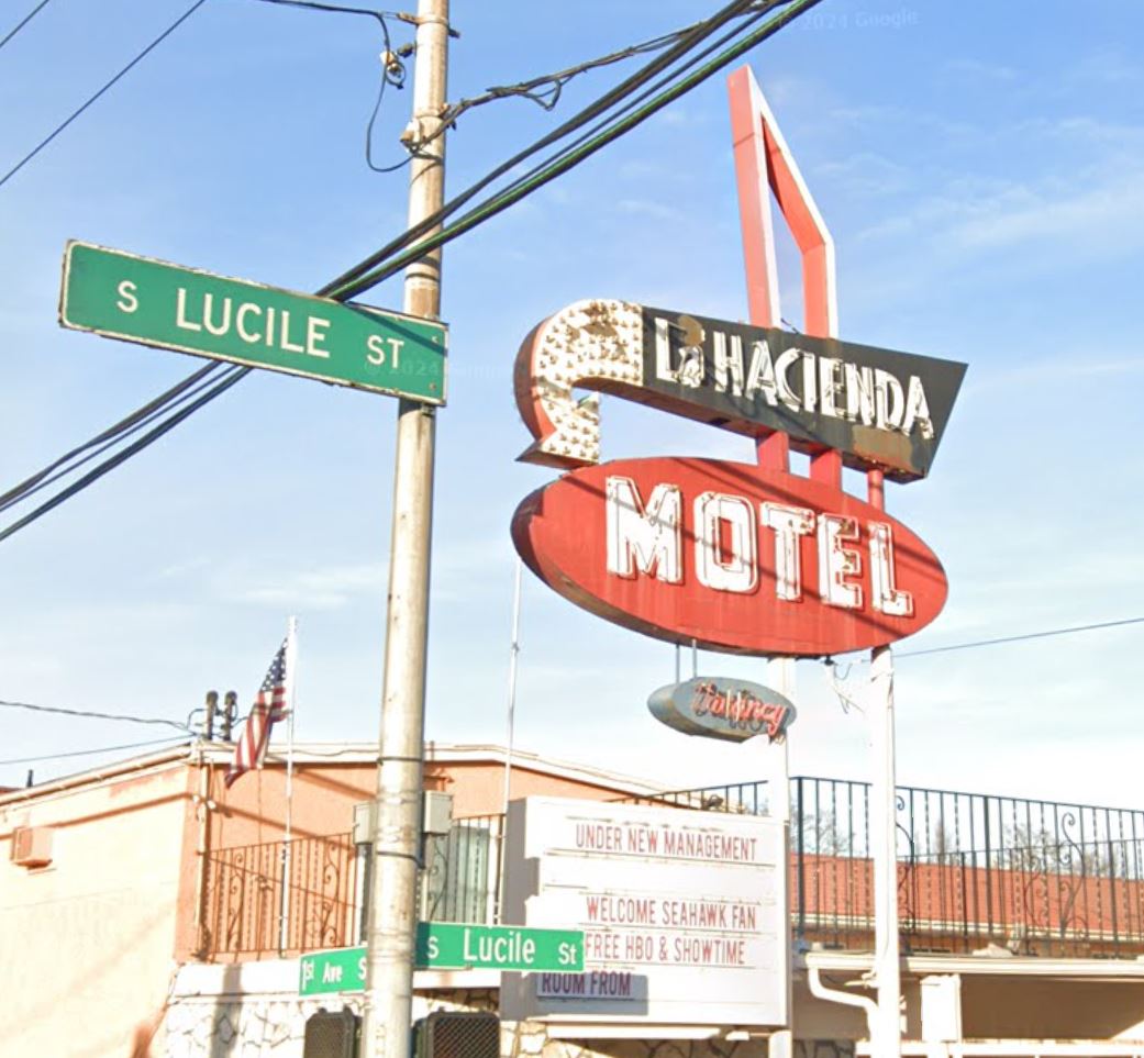 La Hacienda Motel